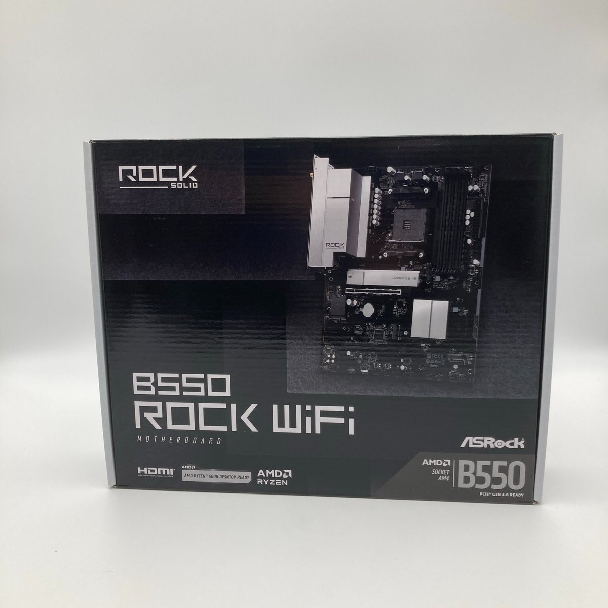dospara_kobe's tweet photo. 【新製品情報】
#ASRock B550ROCKWiFi
AM4ソケットの新マザーボードが入荷致しました✨️

まだまだDDR4で環境で！と考えている方に
オススメな一品です☺
本日発売の5800X3Dのアニバーサリーモデルと
ご一緒にぜひ！

#ドスパラスタッフ https://t.co/x51t8zvbn1