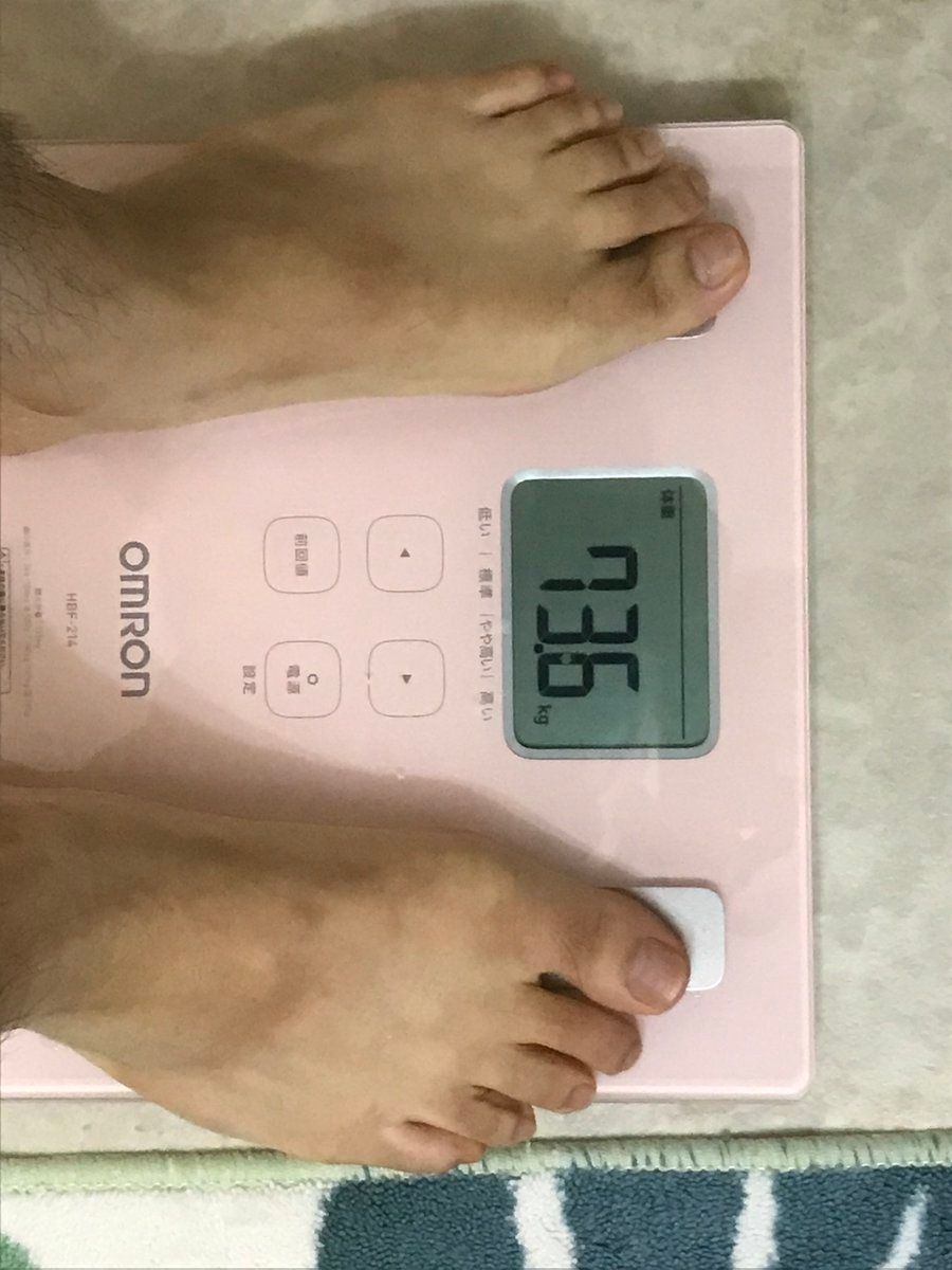 jinba221's tweet photo. 3年前の俺がこんなこと書いてた ↓

「健康に気をつけていた結果、1月1日 77.8キロ、今4月16日 73.6キロ。無理して食事制限していませんが、効果を感じています。」

→ 食事制限なしで落とせるって分かったのがでかかった。最終的に62キロまで行った。今67キロ。また落とそうかとｗ

#ゆる腸活 https://t.co/htDT004TeO