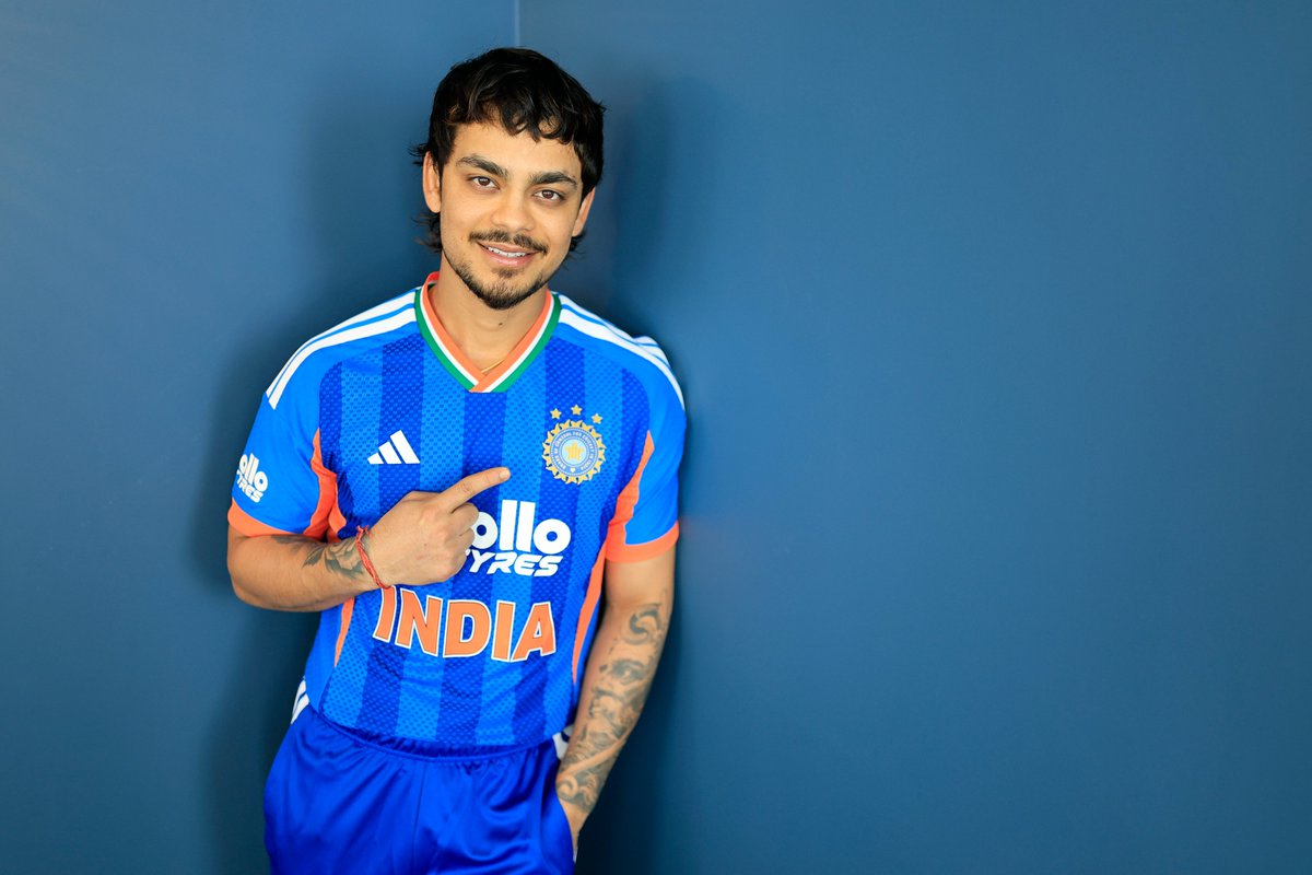 BCCI's tweet photo. Good vibes &amp; many smiles 😌
𝗣𝗶𝗰𝘁𝘂𝗿𝗲 𝗣𝗲𝗿𝗳𝗲𝗰𝘁 😎

📸 Candid clicks from #TeamIndia's pre-series photoshoot in Belfast 👌

#IREvIND https://t.co/ZxO8hCdSIZ