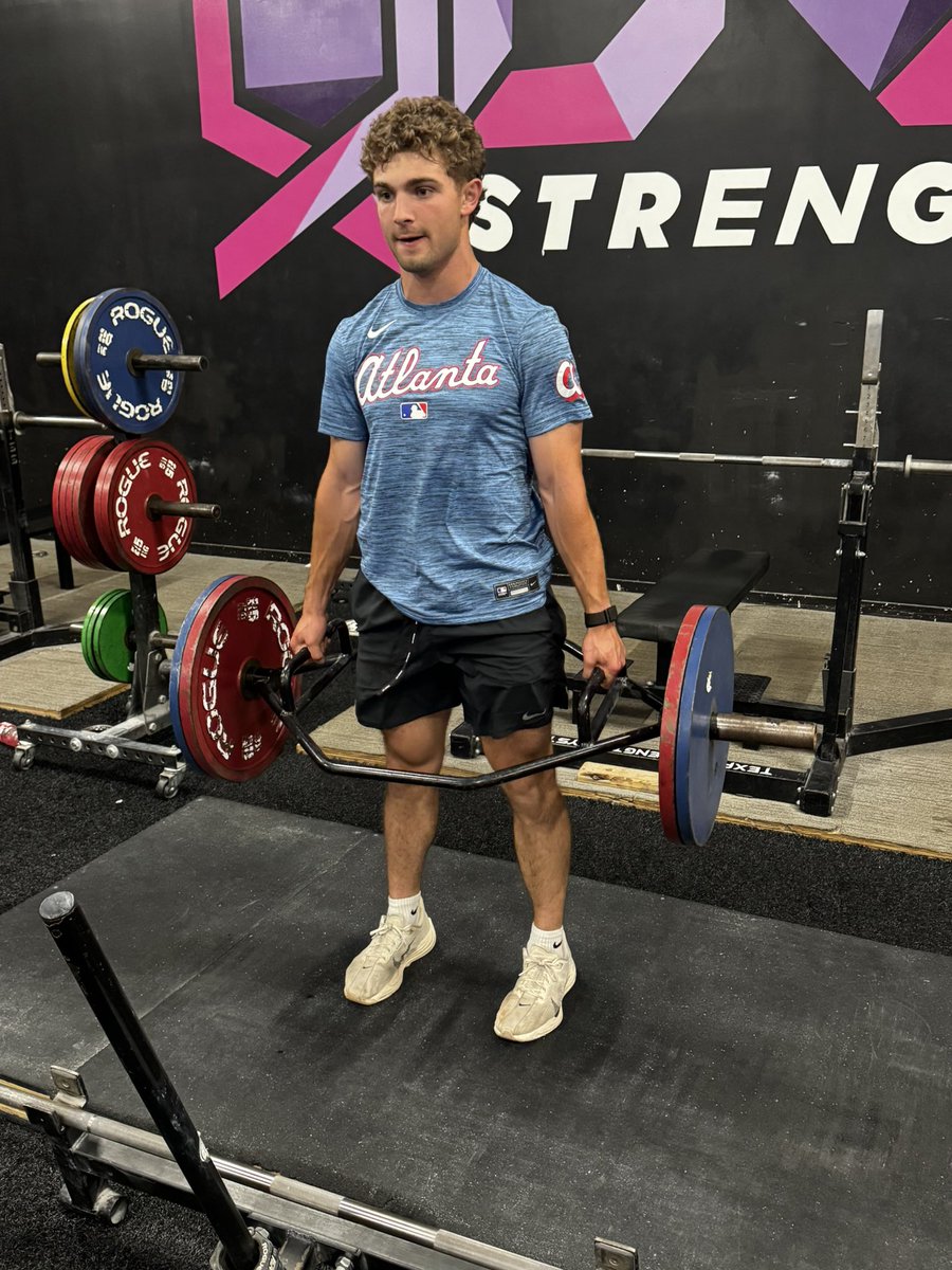 FulchinoConnor's tweet photo. Post outing late night lift https://t.co/EfbUJfk2qP