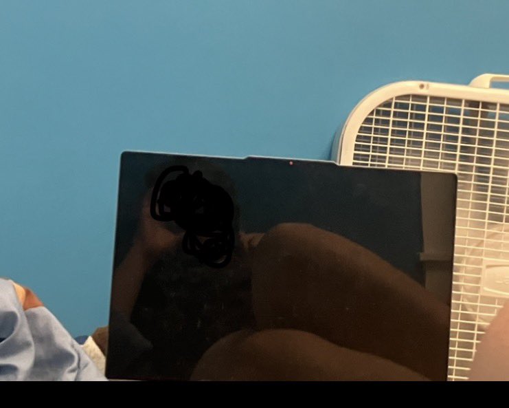 Roseyboye's tweet photo. Anyone tryna fuck :3my panties are off https://t.co/wXFyVYTc1h