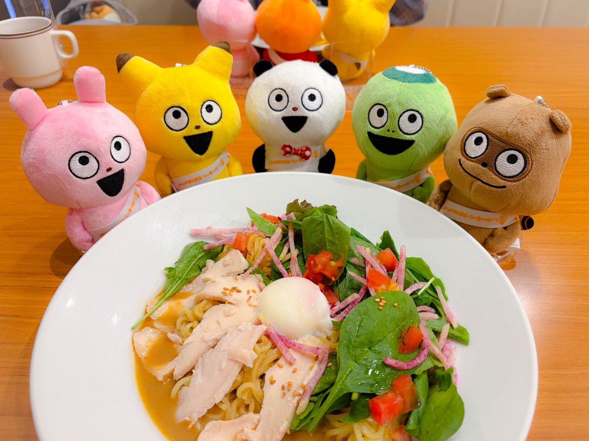 mi__a_e__mi's tweet photo. 6月25日
はーるーちゃん @haaruuminimini と #ココス でディナー🍽️

🍽️蒸し鶏と彩り野菜のごまだれ冷やし麺
🍽️本気の唐揚げ

2・4枚目はAI作成

#ぬい撮り
#ごきげんぱんだ #金田こん #ラブラビット #かっぱとたぬき https://t.co/m0EzqMJVQd