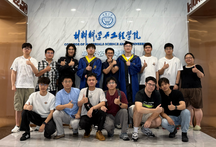lu_lab_cqu's tweet photo. 毕业快乐！🥳🥳🥳 https://t.co/7D45m6cxFi