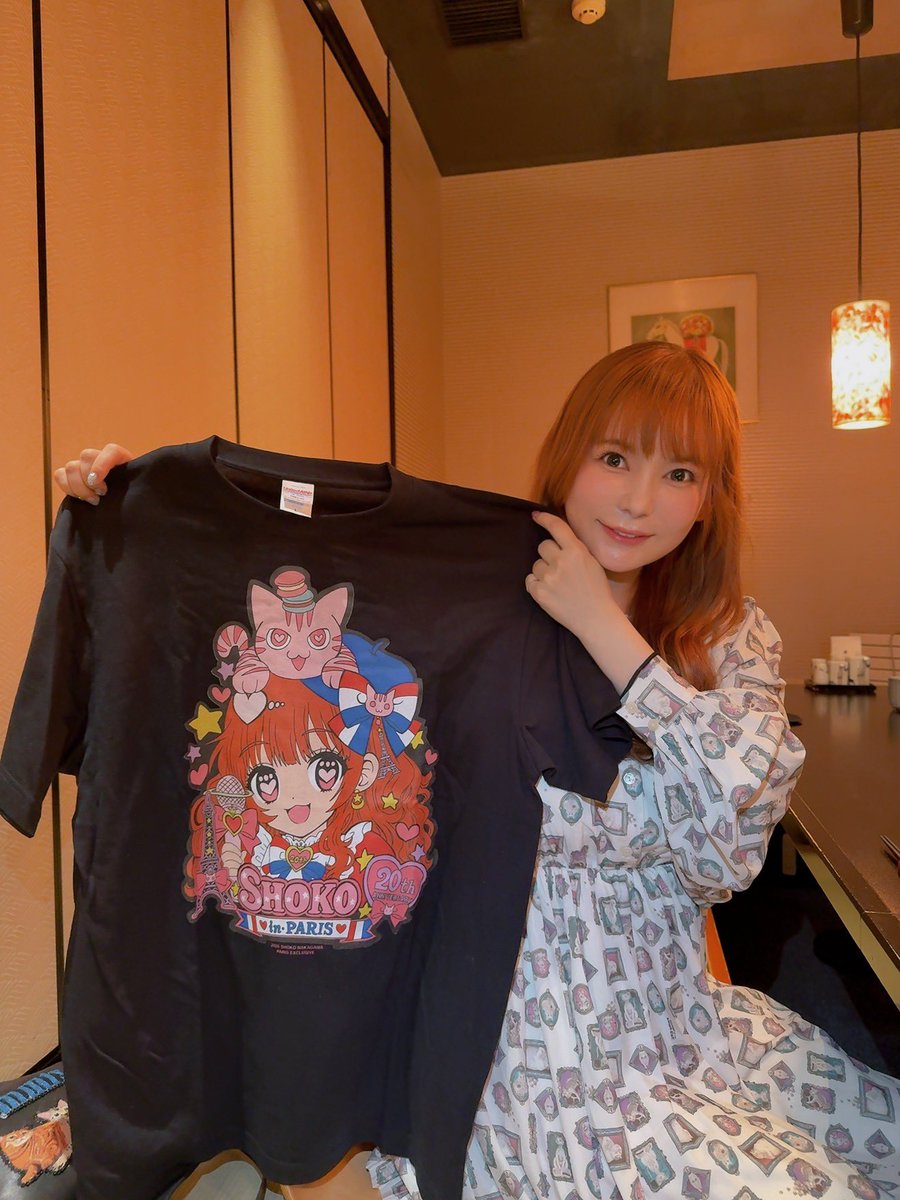 shoko55mmts's tweet photo. フランスのライブのために
イラスト描きました！
フランスのライブオリジナルグッズつくりました、
かわいい🩷 https://t.co/UbmwNK5WMi