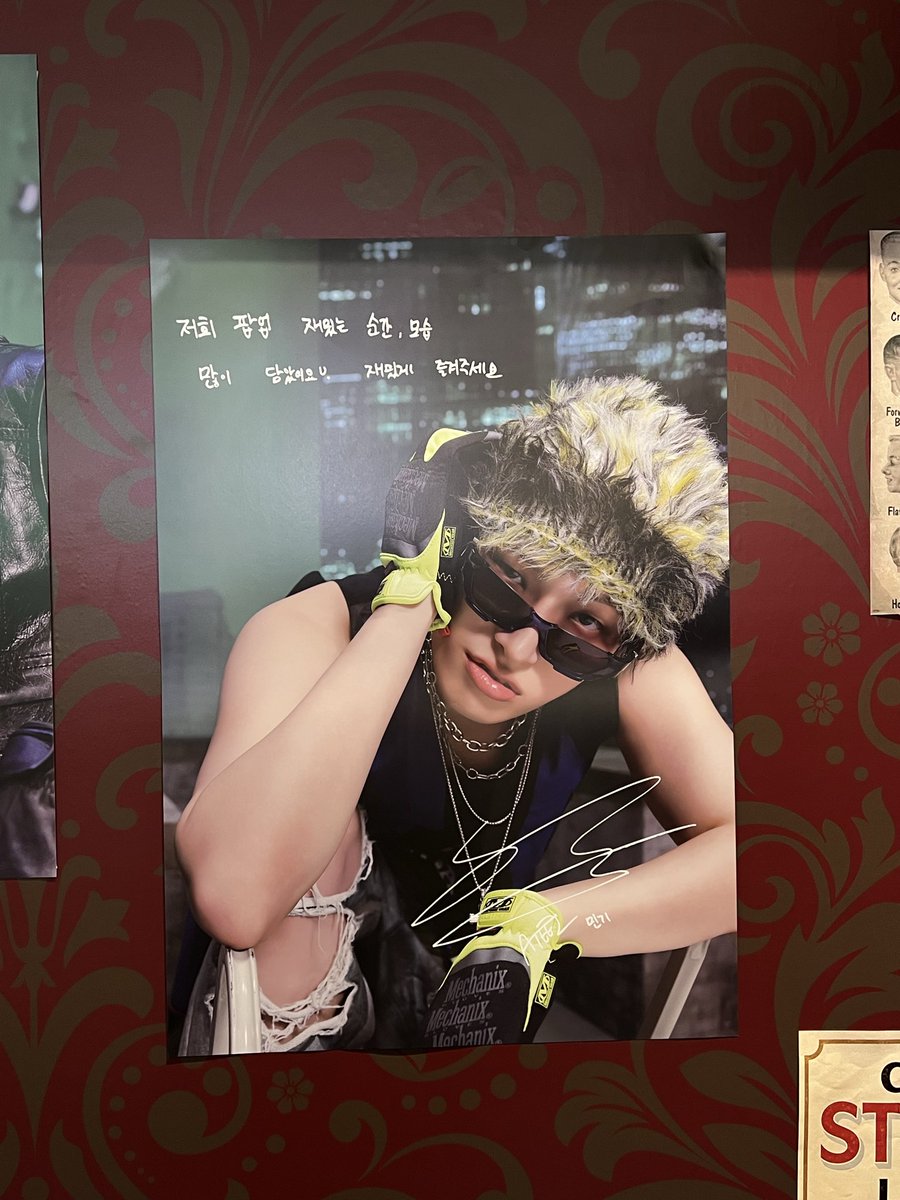 qrstxt's tweet photo. 너무 예뻐요 ㅠㅠㅠ #ATEEZ #에이티즈 #GOLDENHOUR #GOLDENHOUR_Part5 #GOLDENHOUR_Part5_POPUP #사운드웨이브 https://t.co/5JyXGGelTQ