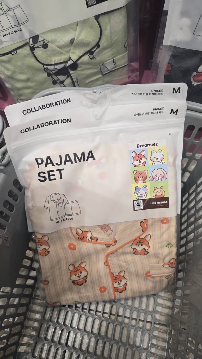 ppreprep's tweet photo. 🌳 #รับหิ้ว SPAO x Dreamiez 🩷⭐️

🎐ชุดนอน 1,390 บาท ✈️
📮ค่าส่ง 50
✅️ เข้าไทย 30/6 นี้

#ตลาดนัดอซท #ตลาดนัดnct #ตลาดนัดnctdream https://t.co/XoHkAjPROd
