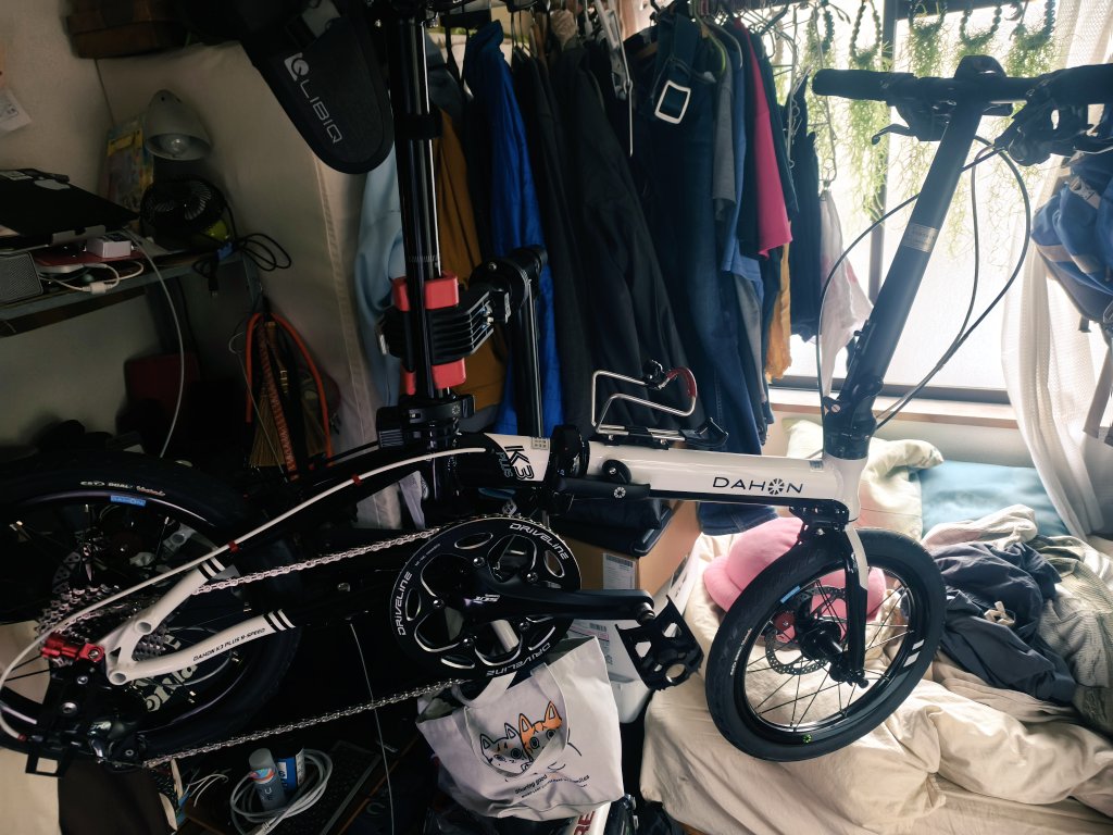 nomodon's tweet photo. ダホンK3plus
14インチ化への道 その6
MTB用のブレーキを
ロード用のSTIレバーで引くのは
引き量が足りなくてNGですが
逆はわかってたら良いのではと
ま、オススメはしません自己責任で
K3plusは実験号なので色々やります(*´ω`*)
#おりたたぶ
#ダホン
#K3plus
#Avid https://t.co/ZmFzepZVZf