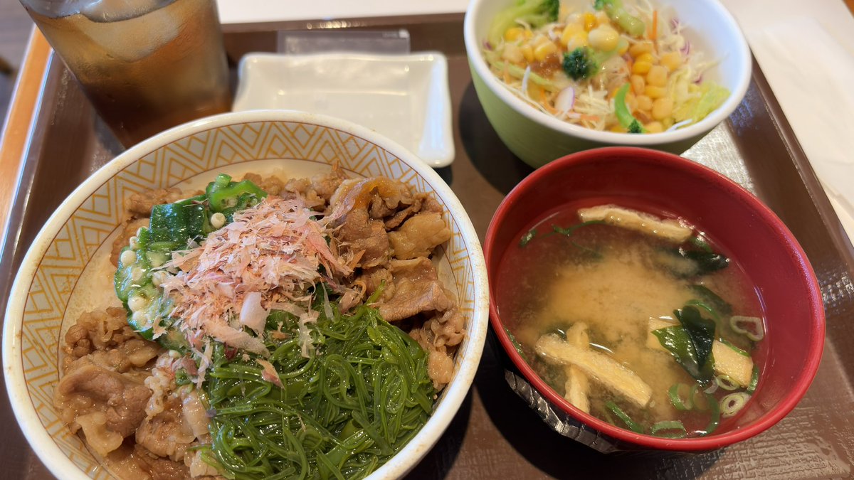 sou_ya's tweet photo. めー https://t.co/mI4dJ90T7o