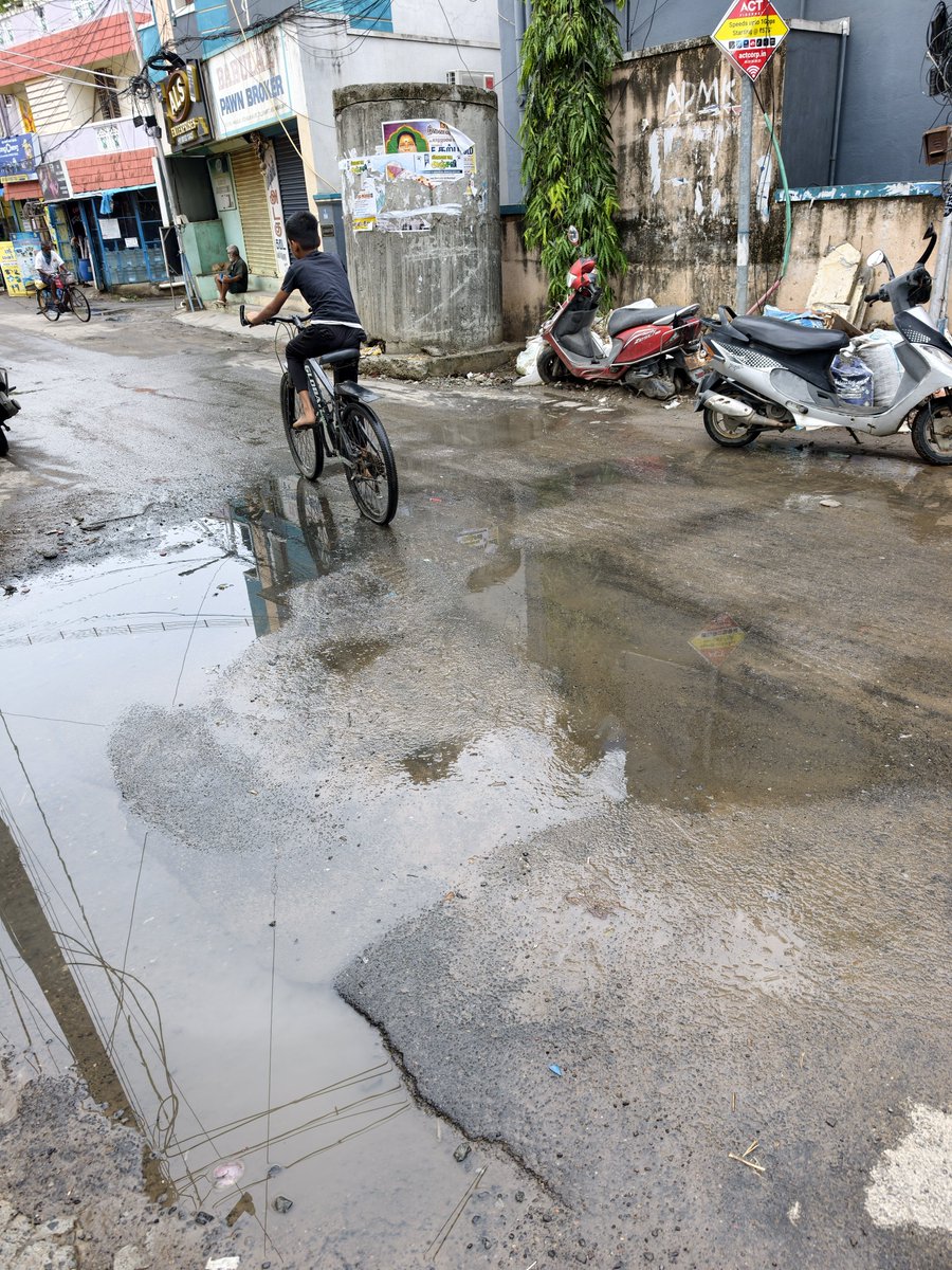PradeepN97's tweet photo. Respected Hon'ble Chief Minister @CMOTamilnadu Health Minister @arunraajkg ,

We are residents of Lakshmi Nagar 2nd Street, Jalladayanpet, Medavakkam, Chennai - 600100. However, there is a serious drainage overflow issue at the junction of Anna Salai Road (near the turn from Rice Mill Road leading to Lakshmi Nagar).

This junction is the primary access point for Lakshmi Nagar residents. We have to pass through it every day for work, school, medical emergencies, and other daily needs. The sewage water continuously overflows onto the road, forcing residents to walk through contaminated water.

This poses a serious public health risk and increases the chances of disease outbreaks. The problem has persisted for a long time and affects multiple apartments and houses in our locality, including Palmshade Apartment, where families with 1- and 2-year-old children reside.

I have attached photos and videos of the location as evidence. We sincerely request the authorities to take immediate action as soon as possible and provide a permanent solution to this issue to protect the health and safety of all residents.

Map location
Junction: https://t.co/6KMIrBiNqO
Our appartment: Palmshade - https://t.co/EaNSQlsHZ5

CC : @TVKVijayHQ @TVKPartyHQ @ecrsaravana0014 @chennaicorp @TNHealthDept @TNDPHPM  @NHM_TN