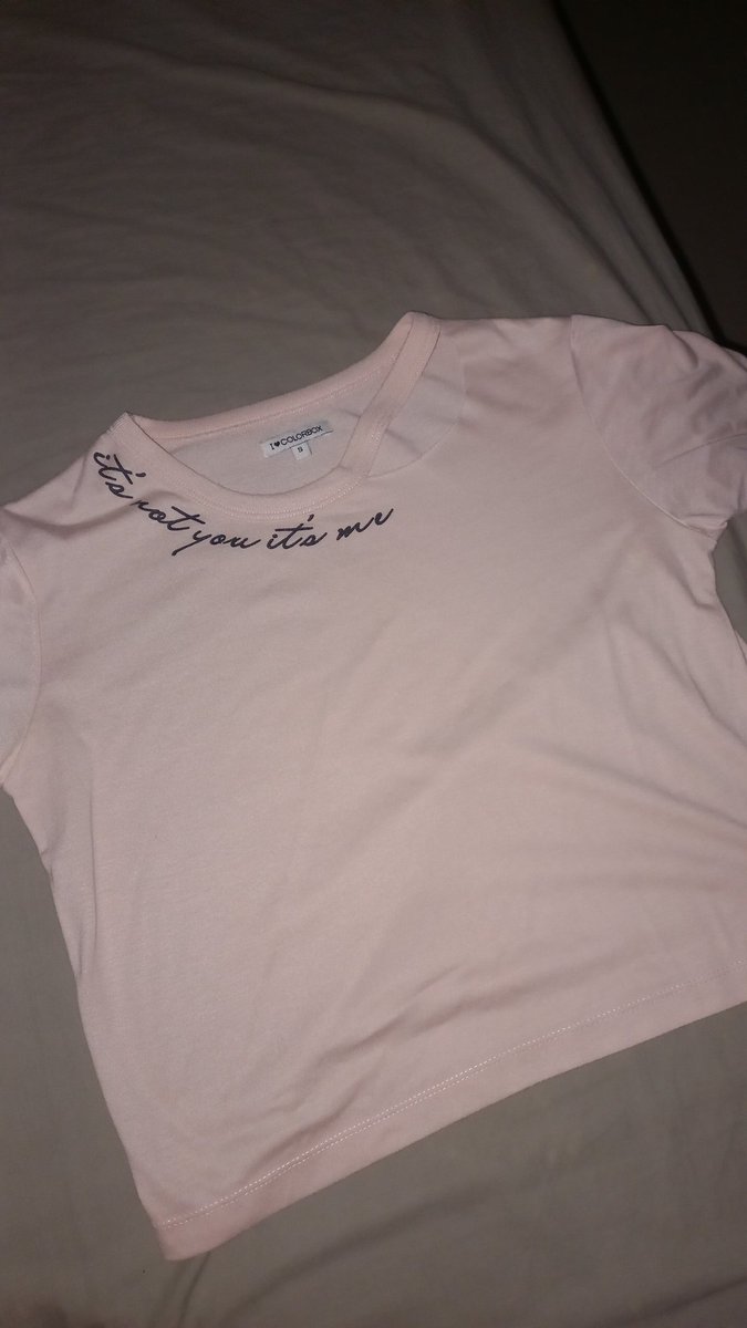 jaeztj's tweet photo. @meedntion nih bisa oren yg pink 45 yg cream 40 aja https://t.co/wTTLmUSaSL