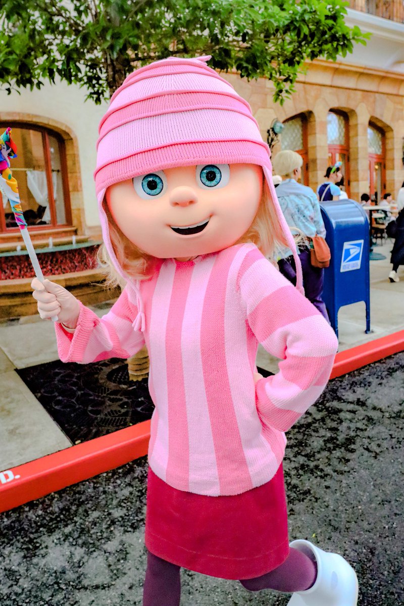 9Piey's tweet photo. USJでもイディスに地面で会えて嬉しかった！
#USJファン https://t.co/Lb2YWLBbqO