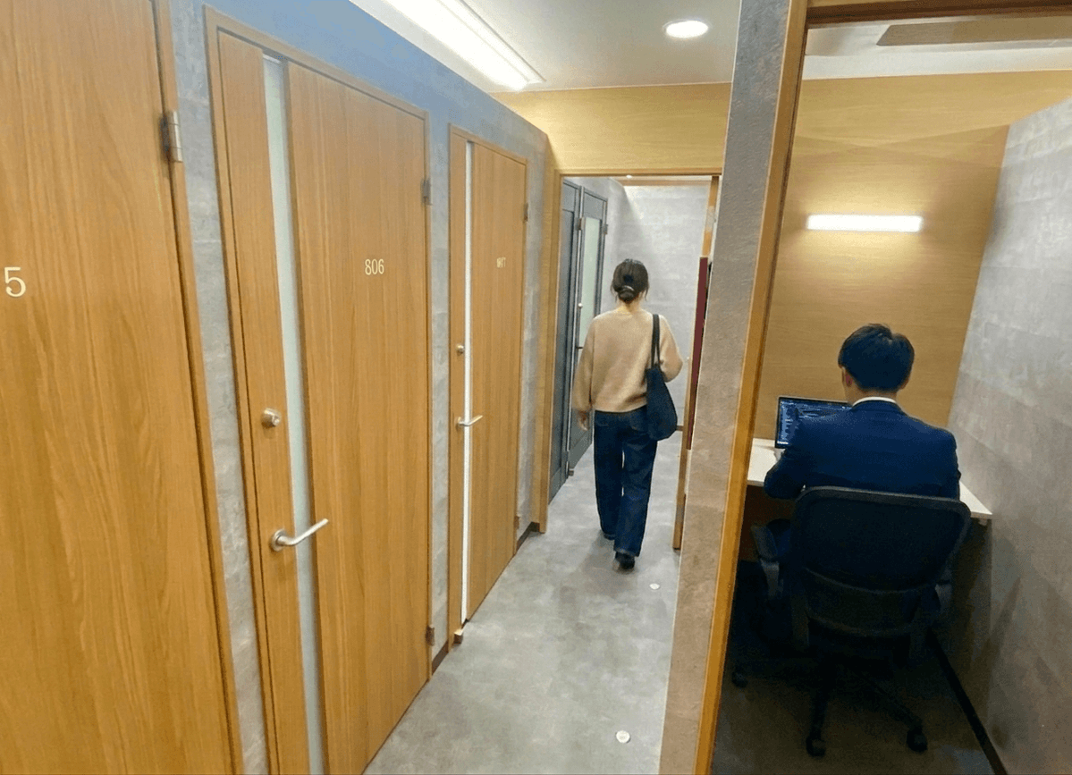 justfitoffice's tweet photo. 【オープン情報】
アントレオフィス神保町が7/1オープン🎉

✔神保町駅(東京メトロ半蔵門線・都営三田線・都営新宿線)徒歩4分／東京都千代田区
✔1名用個室
✔24時間利用可
✔士業利用にもおすすめ

#JustFitOffice で問い合わせ受付中！

⬇️詳しく見る
https://t.co/414d3c9dY5

#シェアオフィス https://t.co/3LisfLR0ae