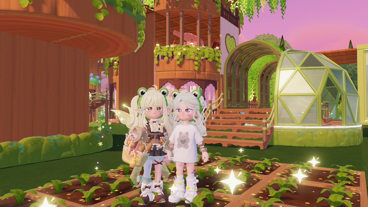 chana___pia's tweet photo. カエル買ったって言ったら付けてくれた♡♡

@noa0911vv ゲコッΘ_Θ♡♡ https://t.co/Qm8yM7HuCi