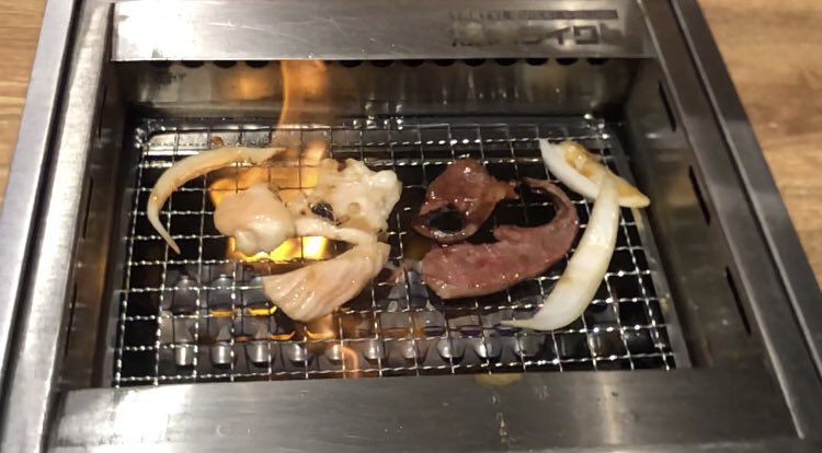 niseraider2013's tweet photo. #食前の合掌 #焼肉ライク https://t.co/ui5f3GOG6z