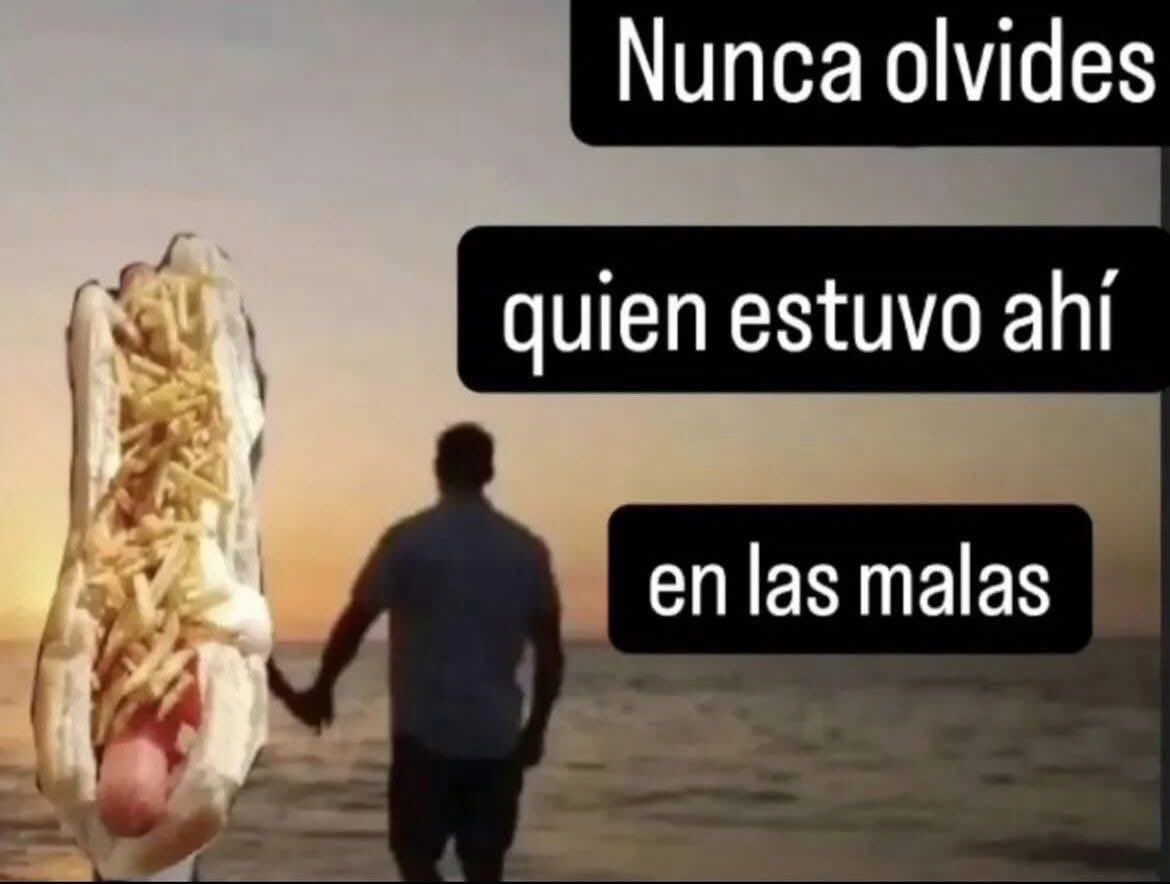 whotfismale_'s tweet photo. cada vez q estoy en la calle siento la necesidad de comerme un pancho https://t.co/L4R0CxJiIc