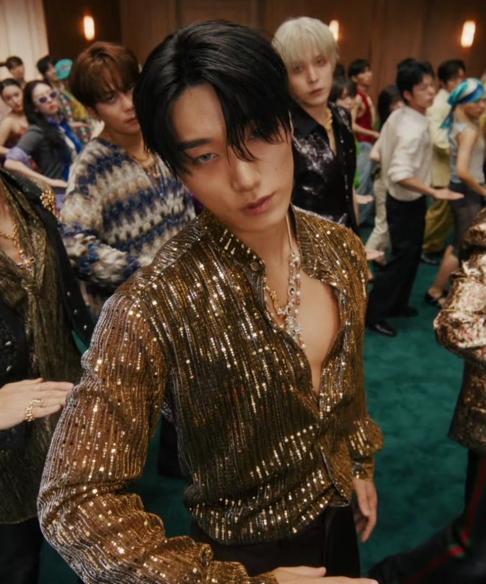 etherealsanie's tweet photo. This was SO freaking hot 🥵 https://t.co/iUr9rsbCb6