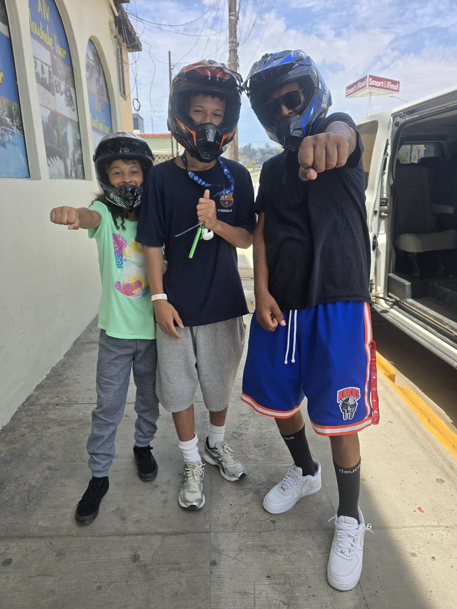 ceeknowledge's tweet photo. The family and I ATV’n throughout the streets of Ensenada, Mexico 🇲🇽 
#SwervingIrvings
#FamilyVacation https://t.co/8KTSwPN8uB