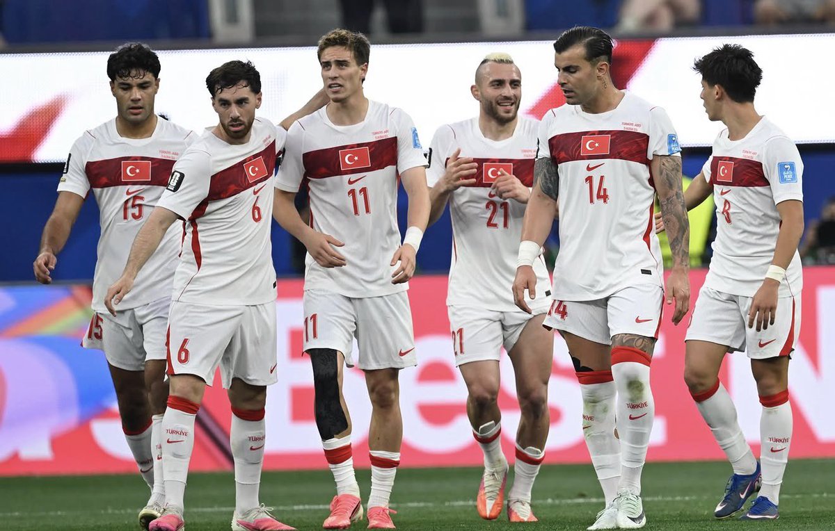 canbequit's tweet photo. IT’S FOOTBALL, NOT SOCCER 😉🇹🇷 https://t.co/81wmPupY9p