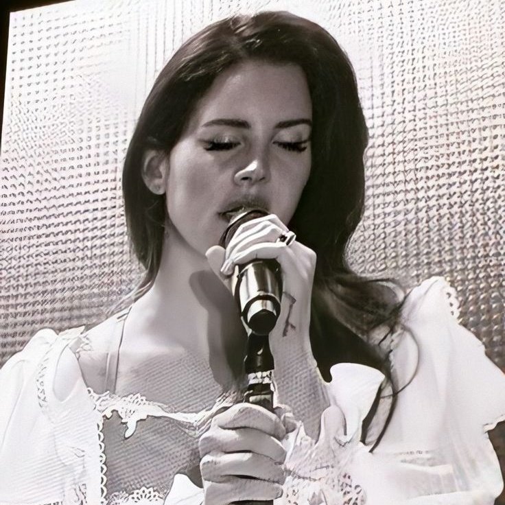 itsdelreypoetry's tweet photo. Te indicando unreleaseds da Lana del Rey com base no seu álbum favorito dela (a thread) https://t.co/hXrjfza31P