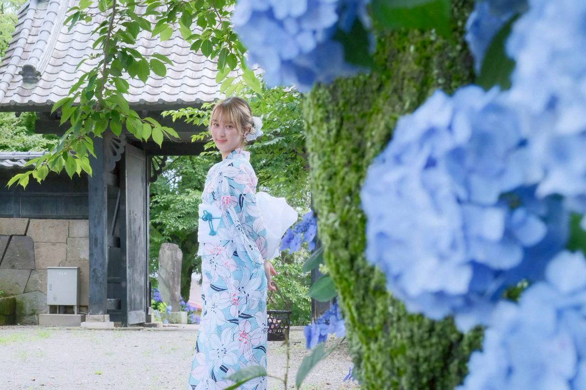 GHP_Runa's tweet photo. 紫陽花のグラデーションブルーが好き💙🩵

📸@MINE94MTYK

#GHP撮影会 #撮影会モデル #ポートレートモデル #群馬の撮影会 #渋川市 #紫陽花寺 #カメラマンさん募集 #カメラマンさんに感謝 https://t.co/SnnGKLkMp2