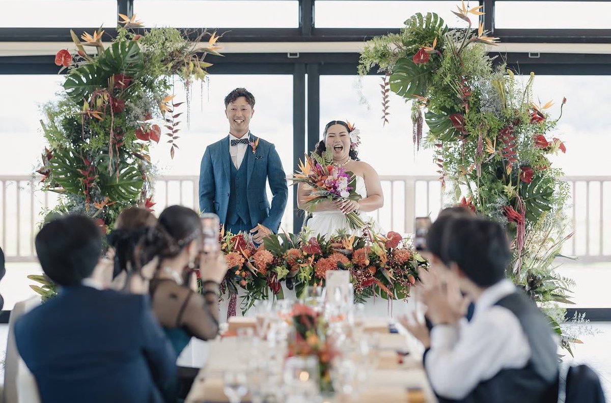 _JustWedding's tweet photo. トロピカルなお花
大切なご友人たち

大好きに囲まれて、
入場だけでもう楽しい

▷7月のブライダルフェア
     https://t.co/W4X9KPY5ev

 #ブライダルフェア
 #披露宴
 #宮津結婚式 https://t.co/ho2HVPplKk