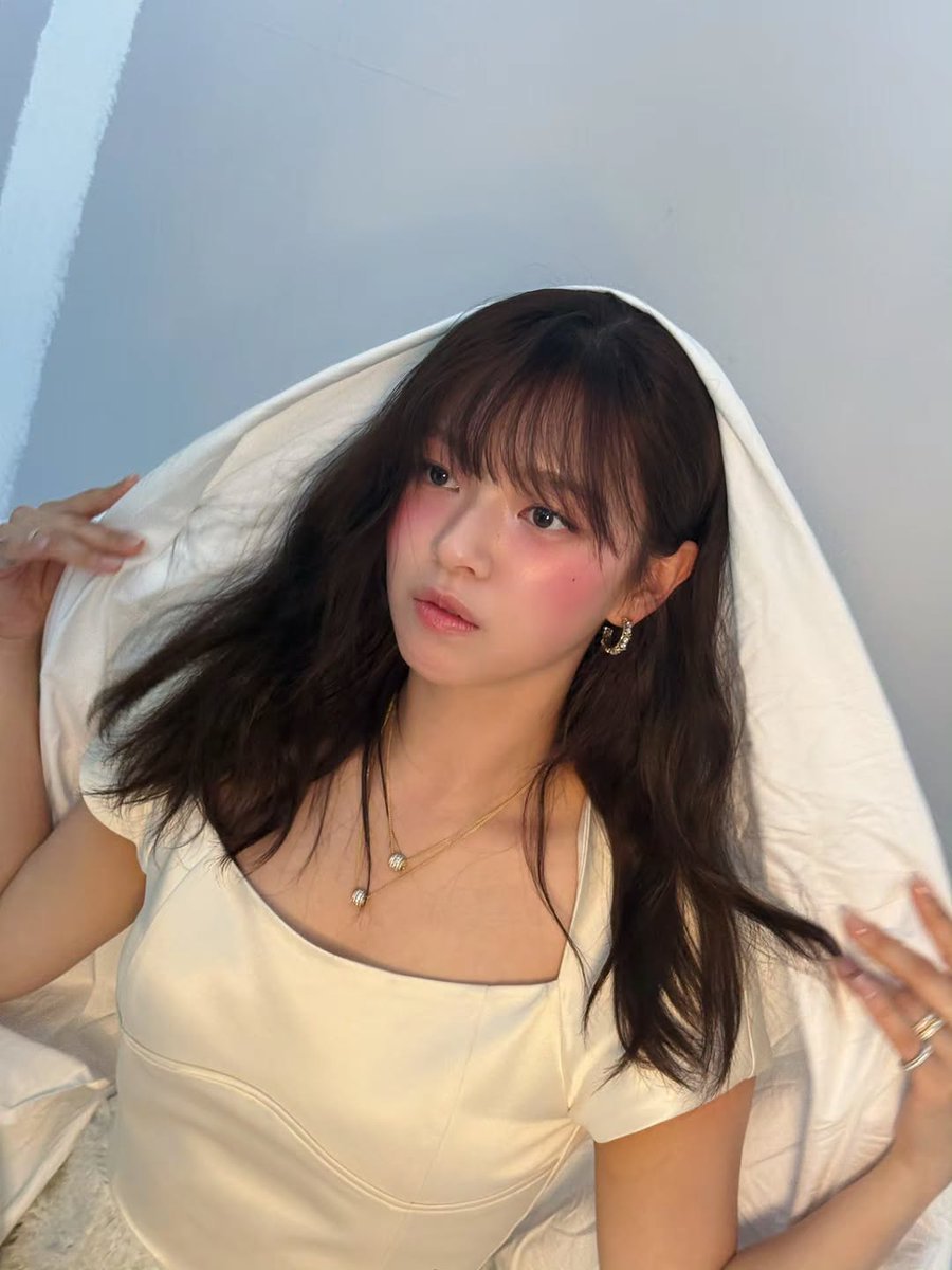 JeongyeonBar's tweet photo. God really outdid himself with Jeongyeon.

#JEONGYEON #정연 #ジョンヨン #定延 #TWICE https://t.co/zZVKuGM3BL