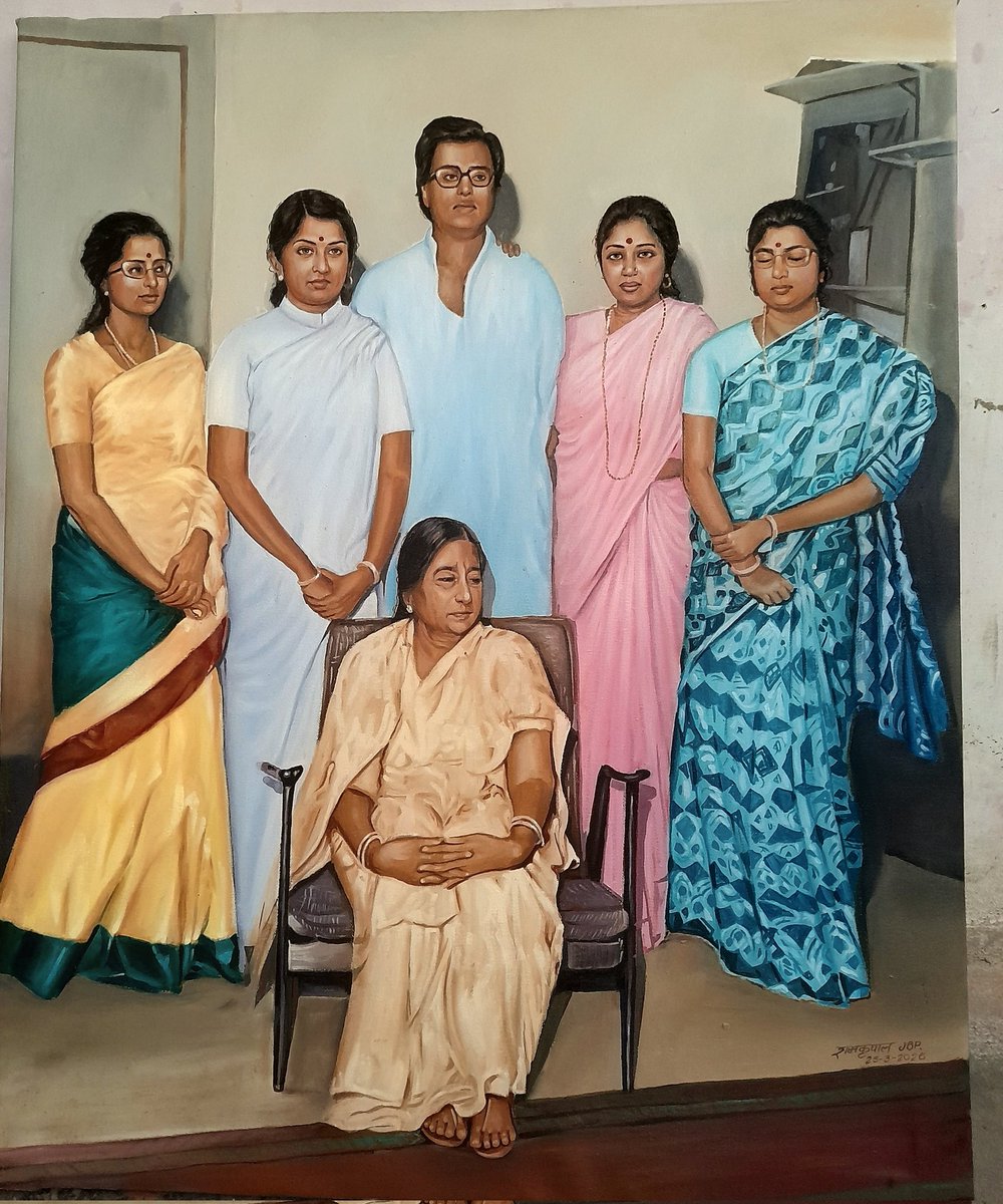 ArtistRamkripal's tweet photo. आदरणीय मंगेशकर परिवार (oil painting on canvas) https://t.co/z168EY1b11