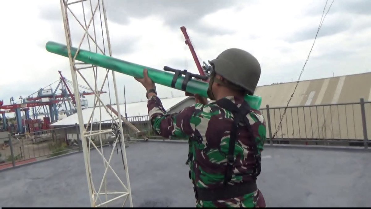 bayualphaone's tweet photo. Koleksi Foto Hanud2 Rucika PVC yg menghiasi Latihan TNI ...dari sini kita masih bs menilai bahwa skala prioritas anggaran Kemenhan msh blm bs dibilang Efektif &amp; Efesien. https://t.co/ORptRTUgtX