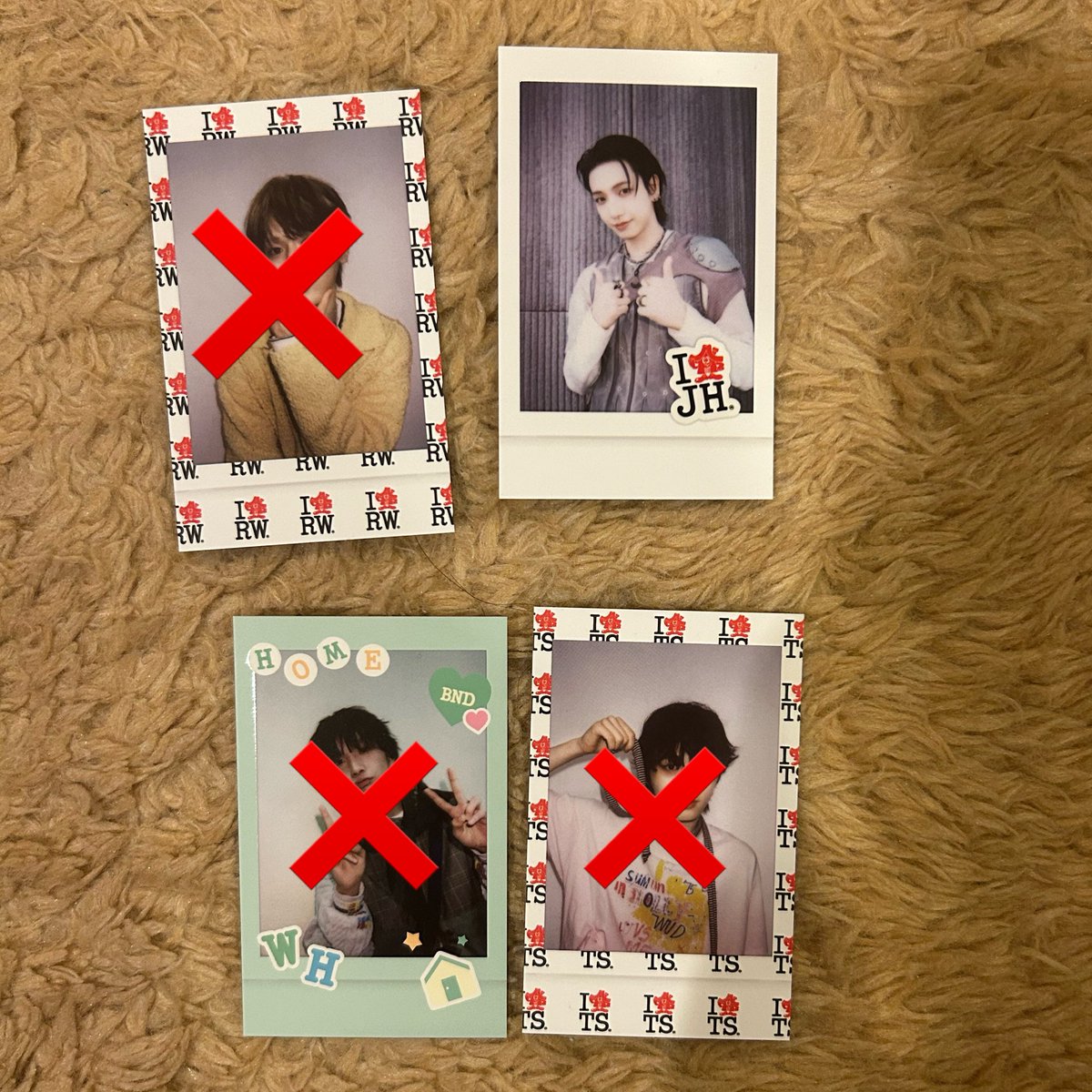 chi21321's tweet photo. BOYNEXTDOOR ボネクド HOME 韓国 ポップアップ ポプア POP-UP チェキ インスタントフォト ラキドロ 購入特典 トレカ 交換

【譲】写真のもの(ジェヒョン、ウナク)

【求】💖のもの(イハン)

郵送交換📮

#BOYNEXTDOOR交換 https://t.co/yU71qC2HRB