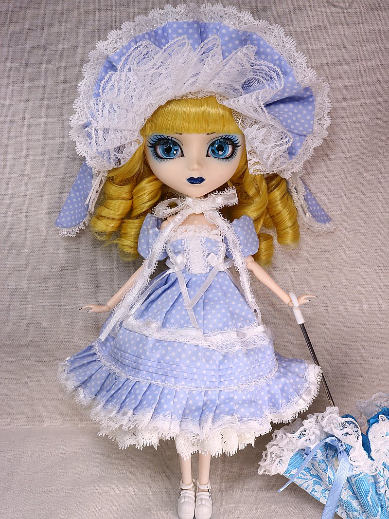 pyuriko's tweet photo. ブログ更新しました
マナのお着換え
＃Pullip
＃プーリップ
https://t.co/cfMDN4TSRb https://t.co/Cxm2BONktR