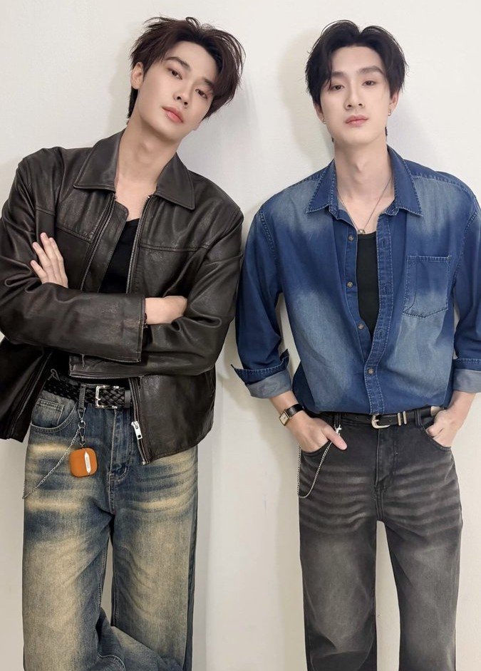 tapunzelyn's tweet photo. bajunya itu-itu mulu? justru disitu letak peletnya 

MR. Kill SERIES PRESS TOUR D1
#MrKillSeries https://t.co/OL9EEriJIq