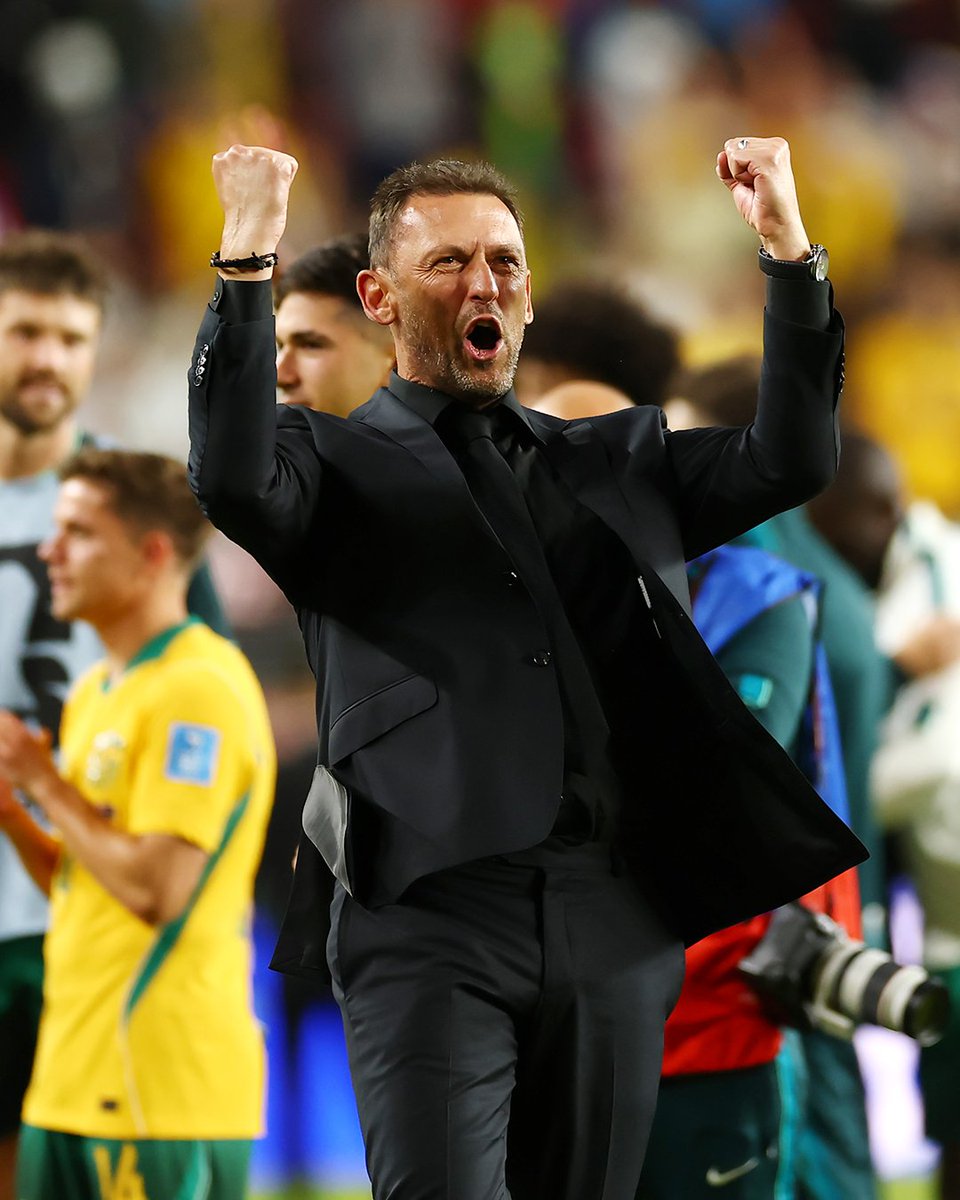 Socceroos's tweet photo. The boss approves 💪💪

#Socceroos #FIFAWorldCup https://t.co/vjSq9DoOls
