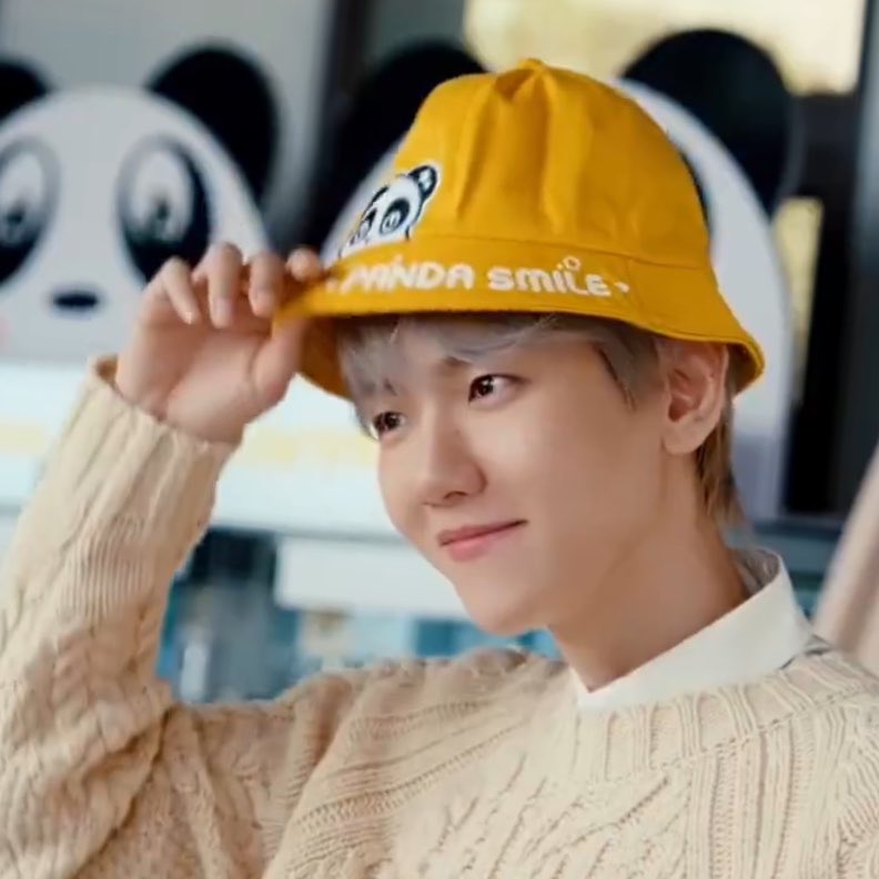 candybaek506's tweet photo. 큥린이💛

2012                                                    2025 https://t.co/RXcVcUs1jT