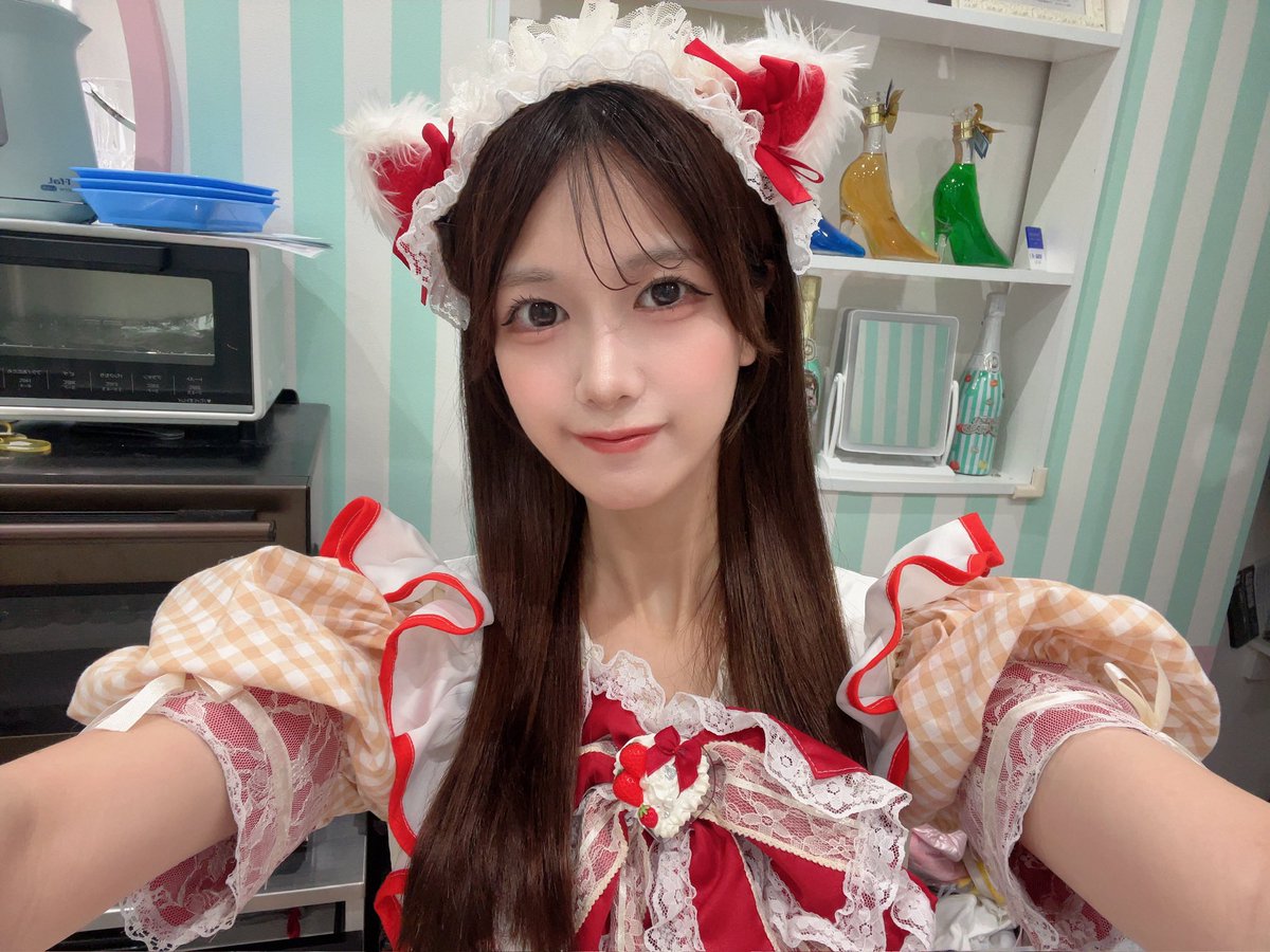 risan_08's tweet photo. 🍎🍒🍓 https://t.co/AAQCqe5hNV