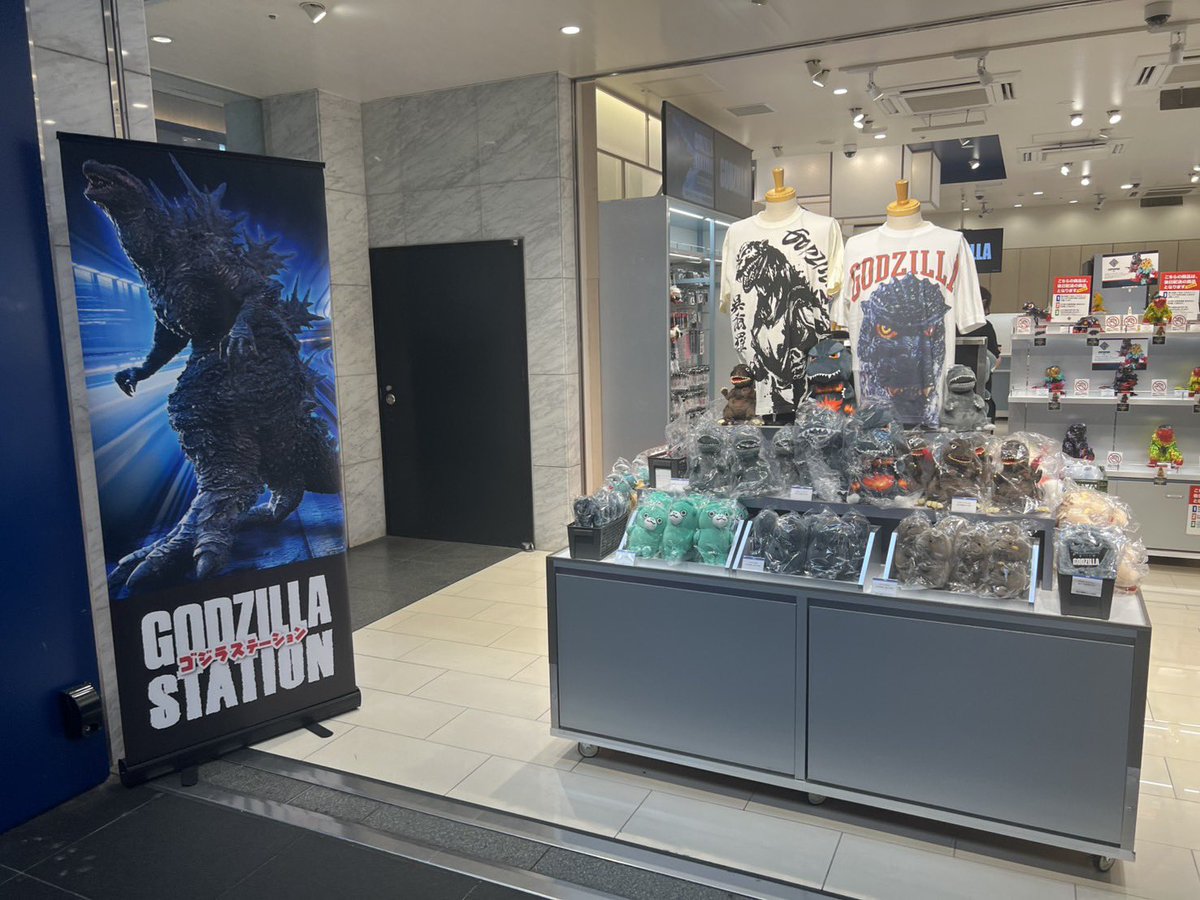ゴルゴンゾーラ様の専用ページです。 イベント告知】 本日より「JR京都駅 エキマル ア・ラ・モードJR京都駅