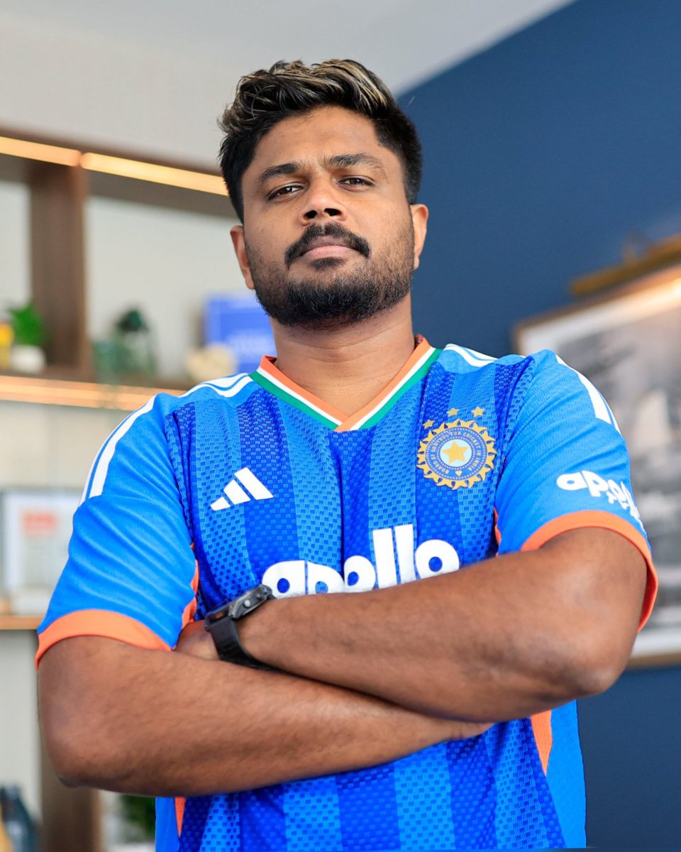 ChennaiIPL's tweet photo. In Belfast, the Lions play today! 🦁💛

#WhistlePodu #IREvIND 
📸 : BCCI https://t.co/xj9XqfvNDi