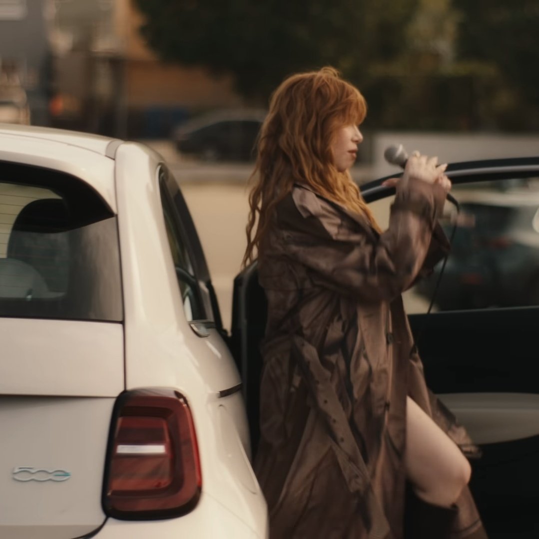 carlyraeupdts's tweet photo. Some things never change ! #fiat500 https://t.co/RAhDGNoEcZ