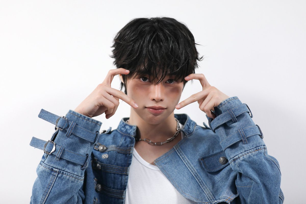 TPST__official's tweet photo. Behind Photo 

#TEMPEST #템페스트
#한빈 #HANBIN
#형섭 #HYEONGSEOP https://t.co/R6kruA8FbE