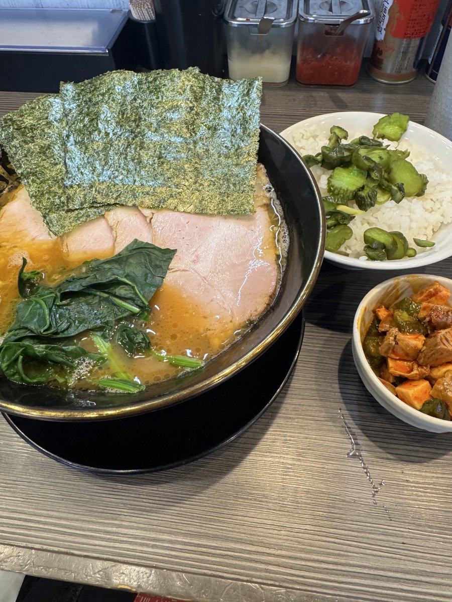 umeoshi1091's tweet photo. 健康診断終了で解禁
西千葉裏武蔵家
うまい食べすぎた https://t.co/c1wB7EdHv7