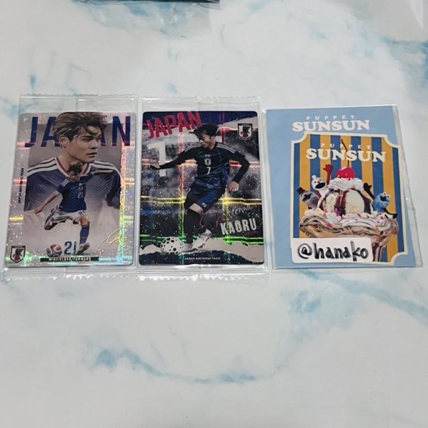 koukanakahanako's tweet photo. 【交換】 サッカー日本代表
譲/ ツインウエハース  ver.2026  メタリックプラカード
ノーマル N 三笘 薫 レア R  佐野海舟

SAMURAI BLUE 日本代表
プレーヤーズ ひし形缶バッジ
上田 綺世

求/ 同異種レア R 伊東 純也 長友 佑都

都内手渡し、郵送可
固定ご確認下さい🍀 https://t.co/FJbu4Zh93N