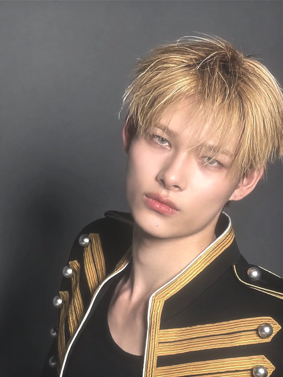 hoonnkmura's tweet photo. FCKKKKK HIS VISUAL SO UNREAL https://t.co/HcQXG09naD