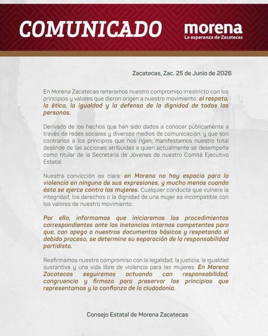 _LuceroAlvarez's tweet photo. Jaime Castillo, dirigente juvenil de Morena, es señalado de agredir a una conductora tras hacerse viral un video donde exhiben el momento en el que un grupo de sujetos arremeten contra el auto de la mujer durante los festejos por el triunfo de la selección mexicana.

#LuceroÁlvarez #festejo #mundial #mexico #funcionarios