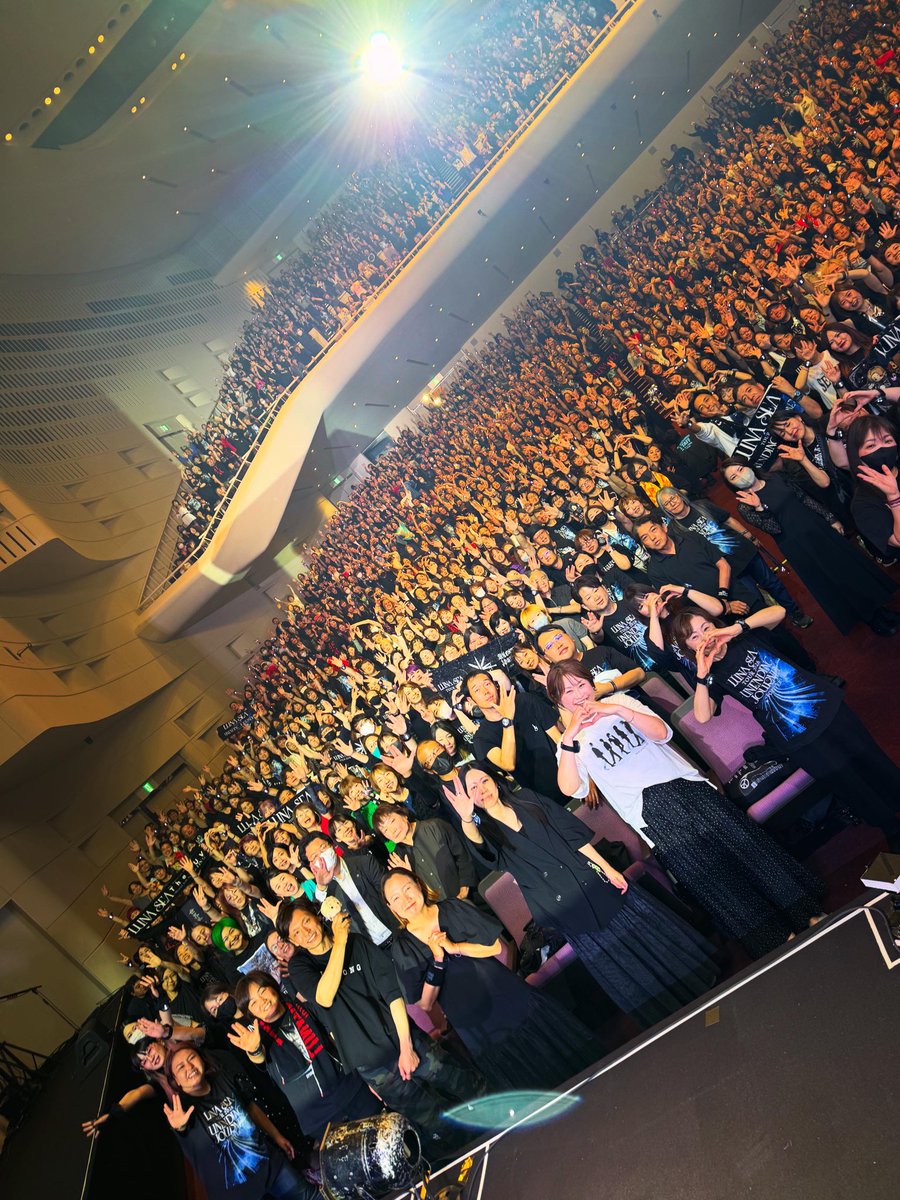 SUGIZOofficial's tweet photo. From Omiya with Love 0625.

UNENDING JOURNEYツアー 大宮公演Day1、
みんな本当に素晴らしかった。本当にありがとう！

大宮での初Liveが1990年、それから36年間、ソニックシティにもさいたまスーパーアリーナにも数えきれないほど立ってきた。
まさに正真正銘第２の故郷、いやここはもうほぼ故郷だ！

今日、大宮公演Day2。
更に高みを目指したい。

#LUNASEA
#UNENDINGJOURNEY_FOREVER　
#正真正銘第２の故郷
#SUGIZO