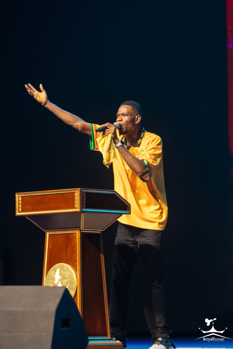 RoyalHseChapel's tweet photo. Through powerful ministrations, prophetic declarations, and fervent prayers, we have confronted serious matters concerning our lives and destinies and we are assured that the hand of the enemy has been broken. 
#Royalhousechapel  #Fire2Fire https://t.co/DlJ8bVPLUi