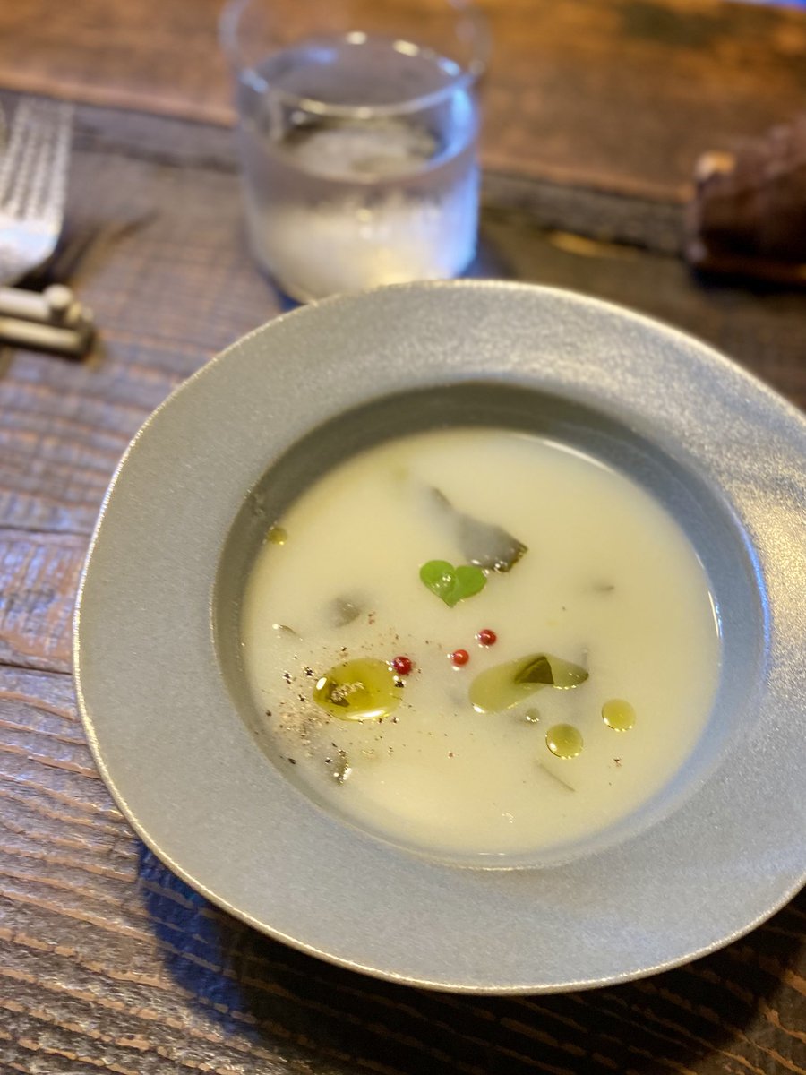 ken_stepwgn's tweet photo. せっかくの休みなので、妻が行きたかった発酵食のお店に🏬

古民家を利用した落ち着いたお店で無農薬や発酵食素材を使った体に優しいランチを頂きました🍚

めちゃ美味しかったです😊✨

#愛知県
#武豊町
#かもそう食堂 https://t.co/bRsJlAmErc