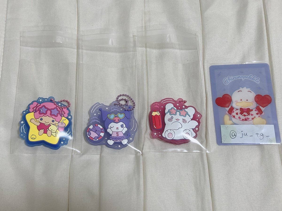 ju_tg_'s tweet photo. サンリオ ぷっくりラバマス 交換

【譲】ララ、クロミ、はなまるおばけ

【求】ペックル

お心当たりのある方はお気軽にお声掛けください。 https://t.co/dLCUzumDWr
