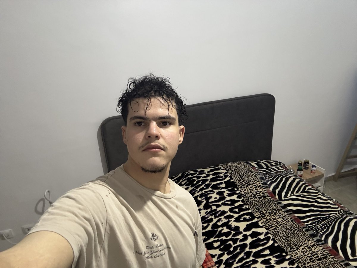 lotvfi's tweet photo. Bed 👍🏻 https://t.co/ZuGPW5thds