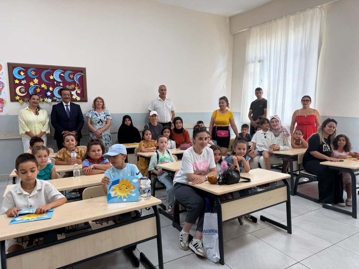 Burhaniye_MEM's tweet photo. Miniklerimizin karne heyecanına ortak olduk.
@tcmeb @balikesirmem 

https://t.co/QE2NhNUdLA https://t.co/Sq1VUtwZMN