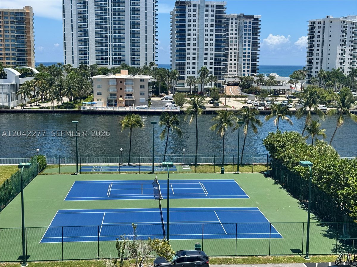 ElisaRealtor's tweet photo. Discover the newest addition to our listings in LISTING FOR YOU!!
- Elisa Salmeron ##BK3068429 with REMAX 5 Star Realty
- Contact me at 786.344.7011 https://t.co/n2Xpidf4a2