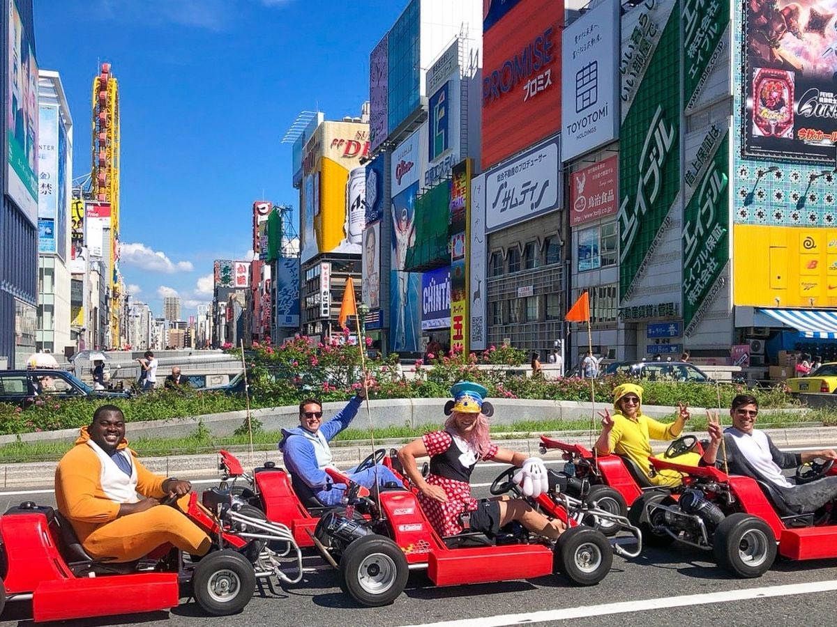K_REV9's tweet photo. この前恵比寿で見た公道マリオカート、坂道ずり落ちながらアクセル踏んで耐えてた。車検通ってんのかな https://t.co/EGe7qdpLbo